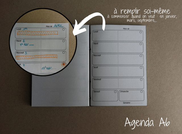 Agenda à remplir - Bleu uni